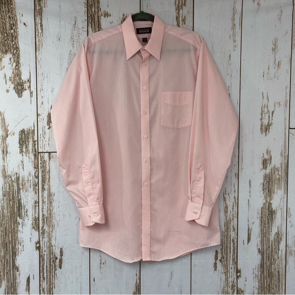 Austin Manor Men’s Button Down Dress Shirt 15 1/2. In good used condition!